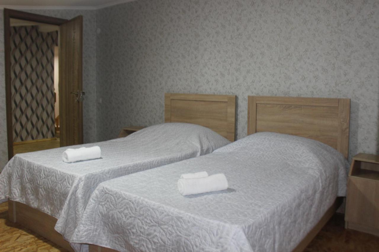 Guest House Katerina Koetaisi Buitenkant foto