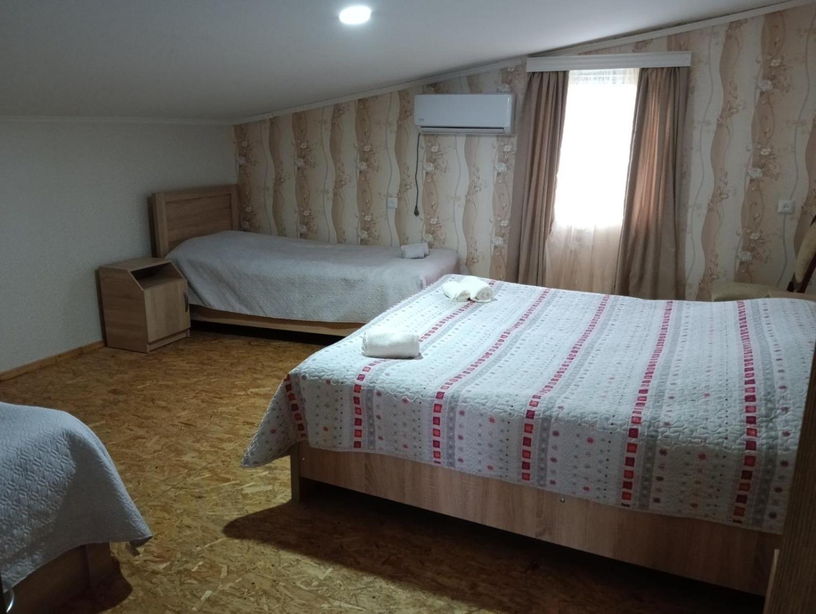 Guest House Katerina Koetaisi Buitenkant foto